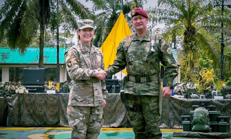 El gobierno de Estados Unidos realizó una entrega de equipos militares valorados en $ 730,000 a la Brigada de Selva 19 “Napo” del Ejército Ecuatoriano  / Foto: cortesía EE.UU.