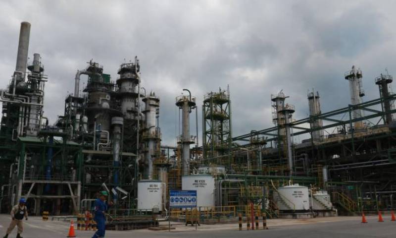 Refinería de Esmeraldas. 25 paras totales y parciales tuvo la Refinería de Esmeraldas, de enero a junio de 2018. Foto: Expreso