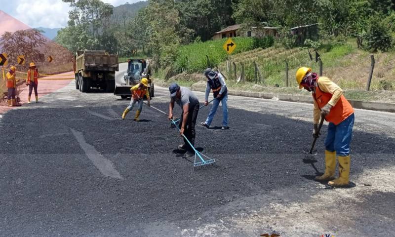 El mantenimiento del paso lateral Yantzaza-Chuchumbletza concluyó / Foto: Ministerio de Obras