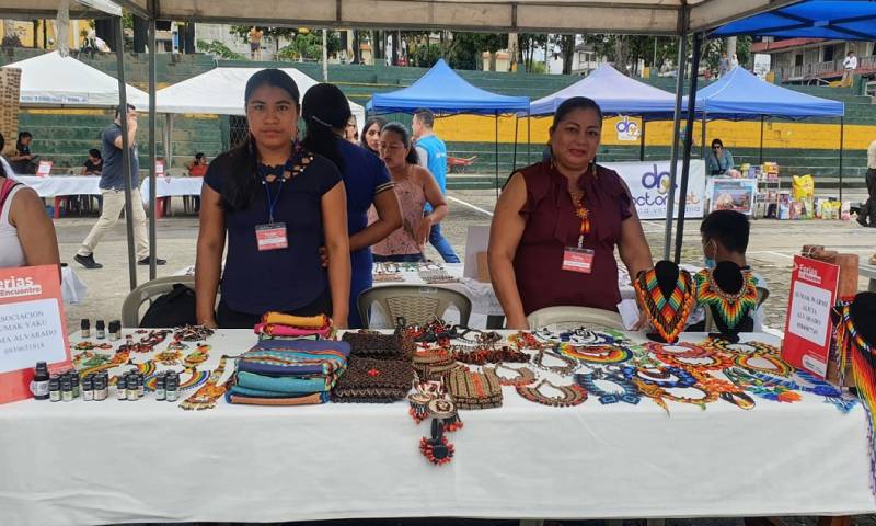 50 emprendedores participaron en la Feria del Encuentro en Napo / Foto : cortesía MIES