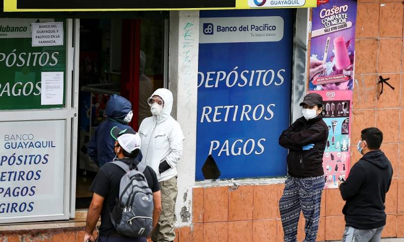Recuperación económica impulsa un récord en flujo de remesas hacia Ecuador / Foto: EFE