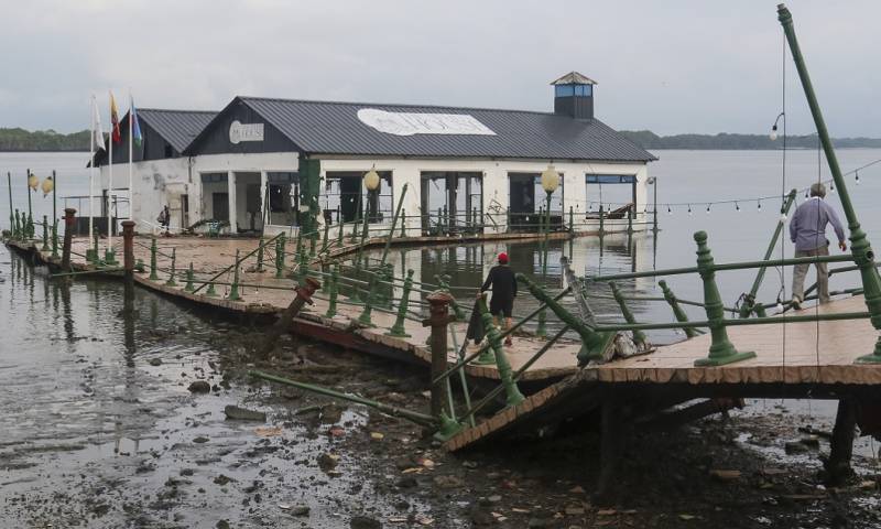 La Cámara indicó que el sismo, con epicentro en el golfo de Guayaquil, provocó el colapso parcial en muros de camaroneras ubicadas en la provincia de El Oro / Foto: EFE