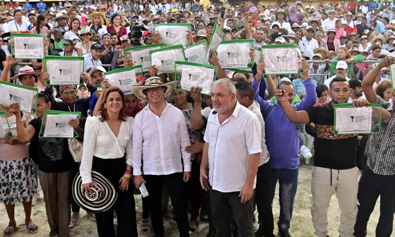 Su hijo, Nicolás Petro Burgos, reveló a la Fiscalía que parte del dinero supuestamente ilegal que recibió, entró a la campaña electoral de 2022 del hoy jefe de Estado/Foto: cortesía EFE