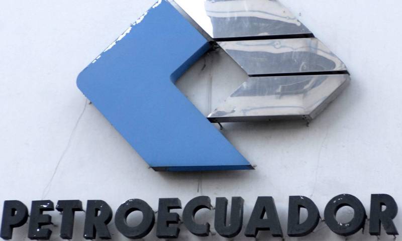La fusión de las petroleras estatales Petroecuador y Petroamazonas dará origen, a partir del 1 de enero, que arrancará con más de 10.000 empleados. Foto: EFE