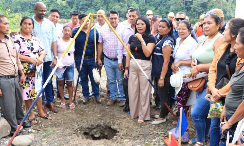 El gobierno entregó más de $ 3.5 millones para la construcción del puente sobre el río Napo en la parroquia de Misahuallí / Foto: cortesía Gobernación de Napo 