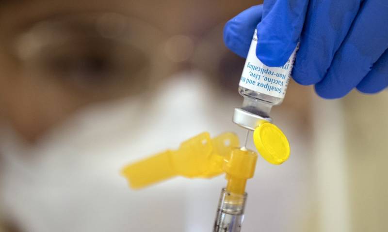 El ministerio de Salud Pública adquirió 5.800 dosis de vacunas contra viruela del mono / Foto: EFE