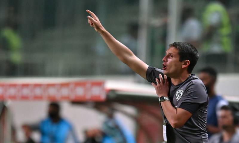 El nuevo seleccionador sub-20 de Ecuador dirigió al Independiente del Valle en los partidos de la Copa Libertadores del año pasado / Foto: EFE