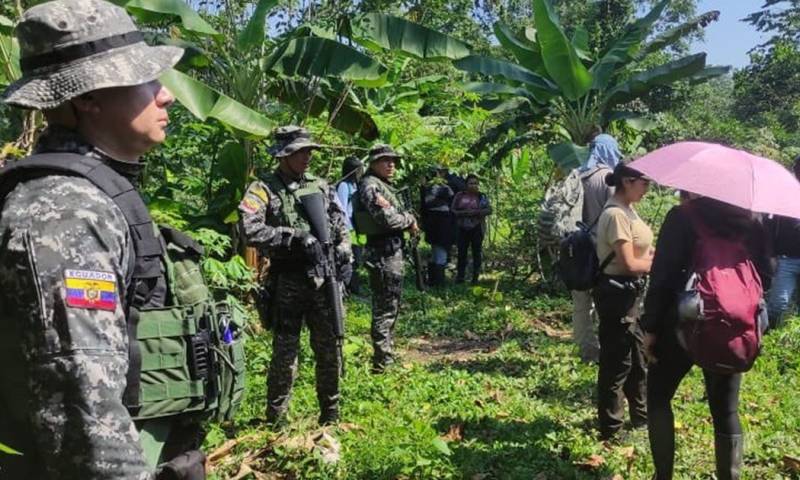 Tras el operativo, los menores fueron entregados a sus familiares / Foto: cortesía Ministerio del Interior