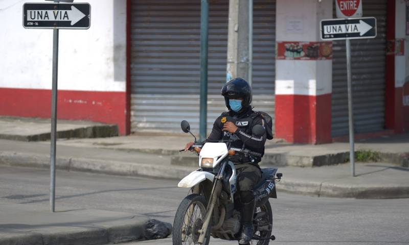La Policía refuerza seguridad por auge de delincuencia en Guayaquil. Foto: EFE