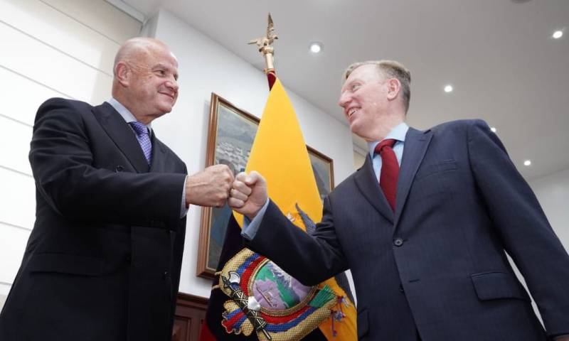 Estados Unidos dona 2 millones de vacunas Pfizer a Ecuador / foto cortesía Vicepresidencia