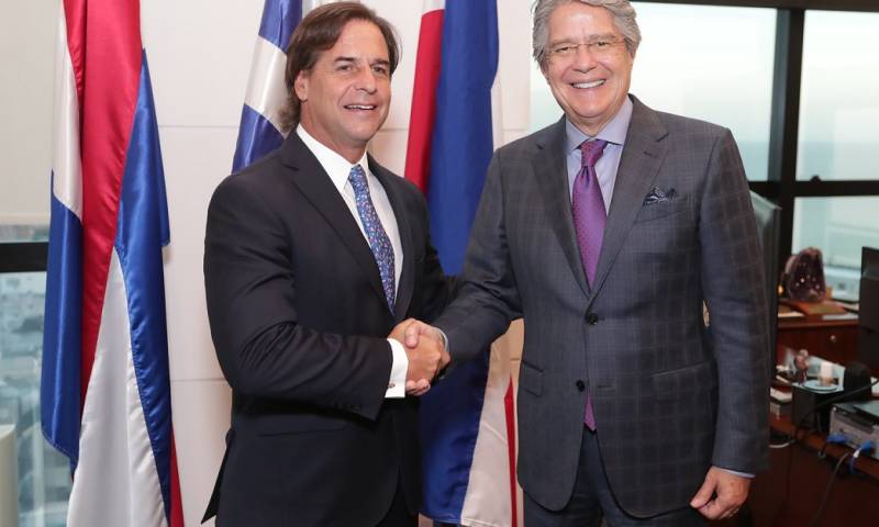 Lasso habla con Lacalle Pou sobre un posible acuerdo entre Uruguay y Ecuador / Foto: cortesía Secretaría General de Comunicación de la Presidencia