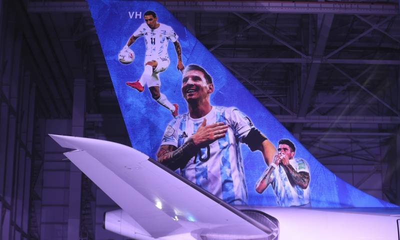 “A la media hora de finalizado el encuentro" de semifinales entre Argentina y Croacia, se vendieron todos los pasajes del vuelo programado para el viernes 16” / Foto: EFE