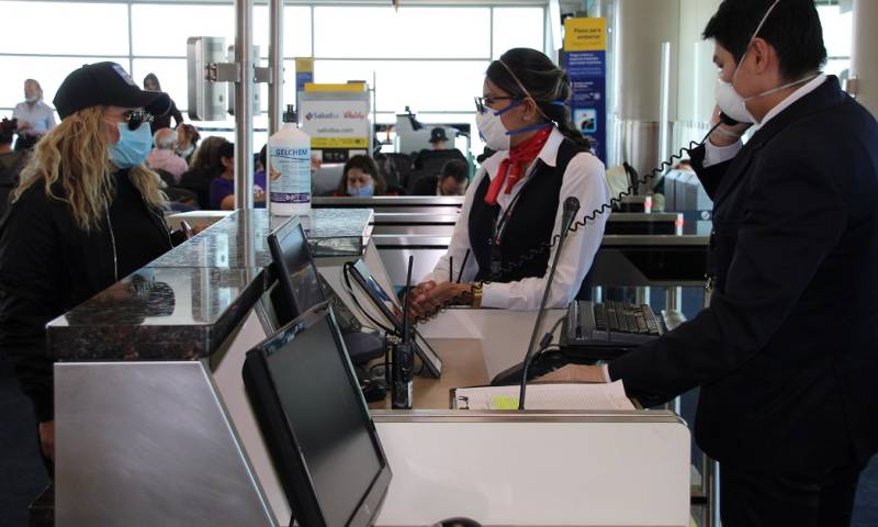 Ecuador registró casi 4 millones de pasajeros en transporte aéreo en 2021 / Foto: EFE