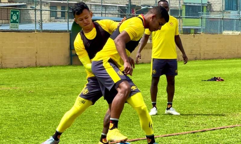 El popular Aucas, vigente campeón de la liga ecuatoriana, se va acomodando con resultados que lo tienen con 14 puntos, a dos puntos del líder del momento/ Foto: Cortesía Aucas