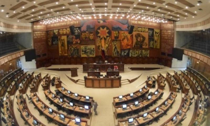 La Asamblea retoma debate sobre destitución de Guillermo Lasso