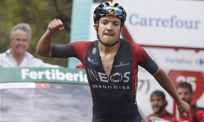 ‘La locomotora del Carchi’ ganó la etapa 12 de la Vuelta a España, que se disputó entre Salobreña y Peñas Blancas/Estepona (192.7 kilómetros) / Foto: EFE