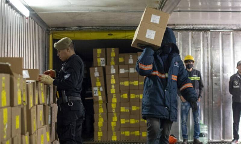 También han capturado a 35 requeridos por la Justicia y han desarticulado 35 organizaciones delictivas, además de decomisar 208 armas y 7.738 proyectiles / Foto: EFE