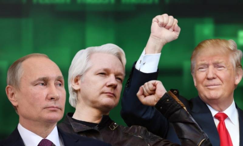 Assange convirtió la embajada de Ecuador en un cuarto de guerra donde mantuvo sospechosas reuniones con líderes del Bitcoin, Brexit, independentistas catalanes, personas vinculadas al Kremlin, entre otros. Foto: Plan V