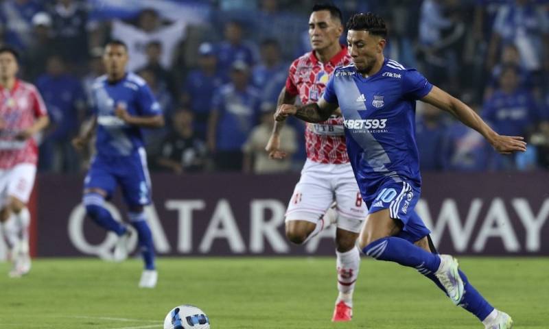 Emelec goleó 7-0 y clasificó a octavos de final de la Libertadores / Foto: EFE
