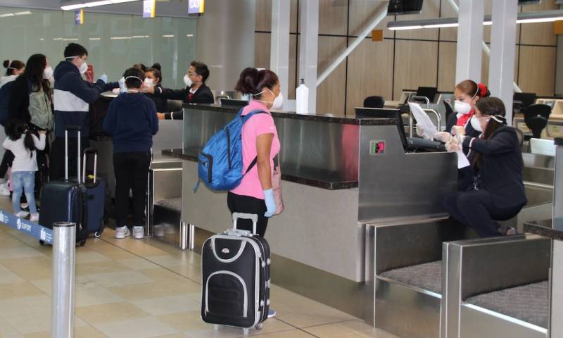 El tráfico de pasajeros en aeropuerto de Quito se acerca a cifras prepandemia / Foto: EFE