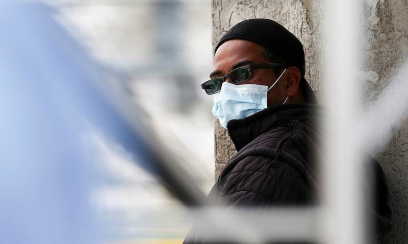Ecuador cruza su primer año de pandemia con sudor y muchas lágrimas / Foto EFE