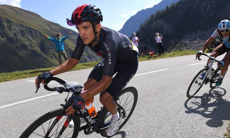 Carapaz subió al podio en el inicio de la Vuelta a España / Cortesía de INEOS