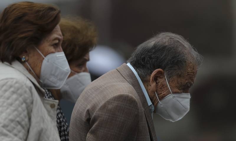 De acuerdo a las autoridades, en los actuales momentos existe una marcada tendencia a la baja de casos de contagio / Foto: EFE