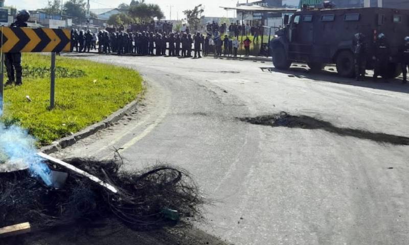 Cortes de vías se mantienen en varias provincias en tercer día de protestas / Foto: cortesía Policía Nacional