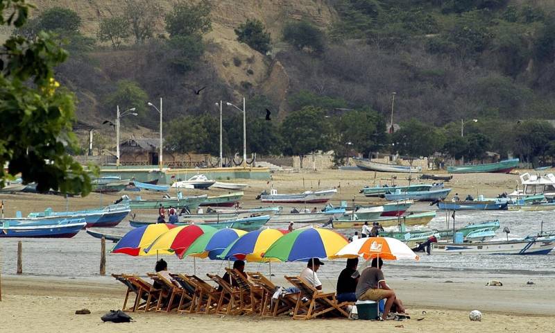 COE pide el cierre de las playas en Semana Santa / Foto: EFE