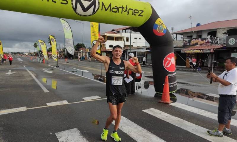 Hurtado cronometró en los 20 kilómetros recorridos en la ciudad de Machala 1 hora, 19 minutos y 24 segundos / Foto: cortesía ministerio de Deporte 