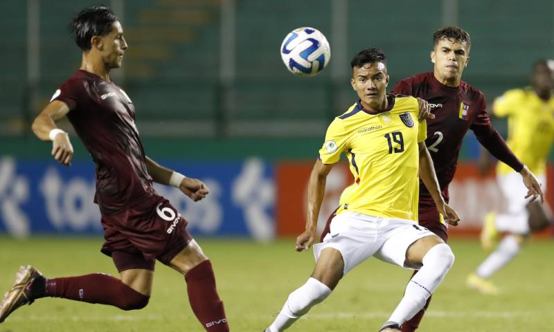 La selección de Ecuador se quedó sin invicto y en serio riesgo de quedar eliminada / Foto: EFE 