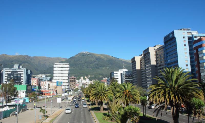 Estas son las placas que tienen pico y placa hoy, 30 de octubre de 2023, en Quito / Foto: Shutterstock