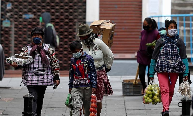 Ecuador registra 134.965 positivos y 11.280 fallecidos por Covid-19 / Foto: EFE