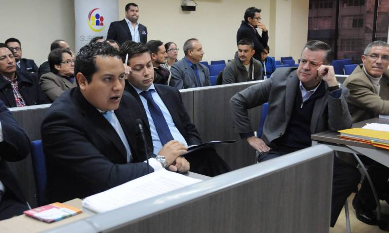 La audiencia de sustentación de la queja del asambleísta por CREO Andrés Páez (segundo desde la derecha) se realizó el pasado 19 de marzo