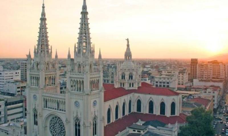 De acuerdo a lo establecido en la Ley de Feriados, todo el país vivirá un feriado que iniciará mañana, 8 de octubre, y concluirá el lunes 10 / Foto: cortesía ministerio de Turismo