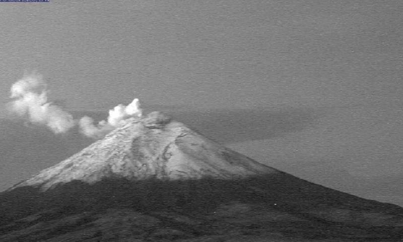 Según el reporte de las 05:52 hora local (10:52 GMT), la columna tomó dirección este / Foto: cortesía IG