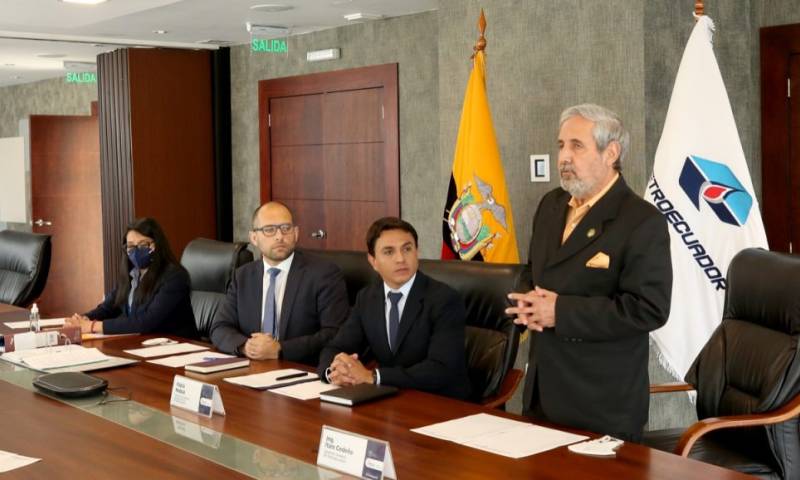 El gerente general de Petroecuador, Ítalo Cedeño, presentó este martes la "renuncia irrevocable" a su cargo, un día después de que el presidente del país pidiera a la junta directiva de la empresa que lo cesaran / Foto: Cortesía Petroecuador